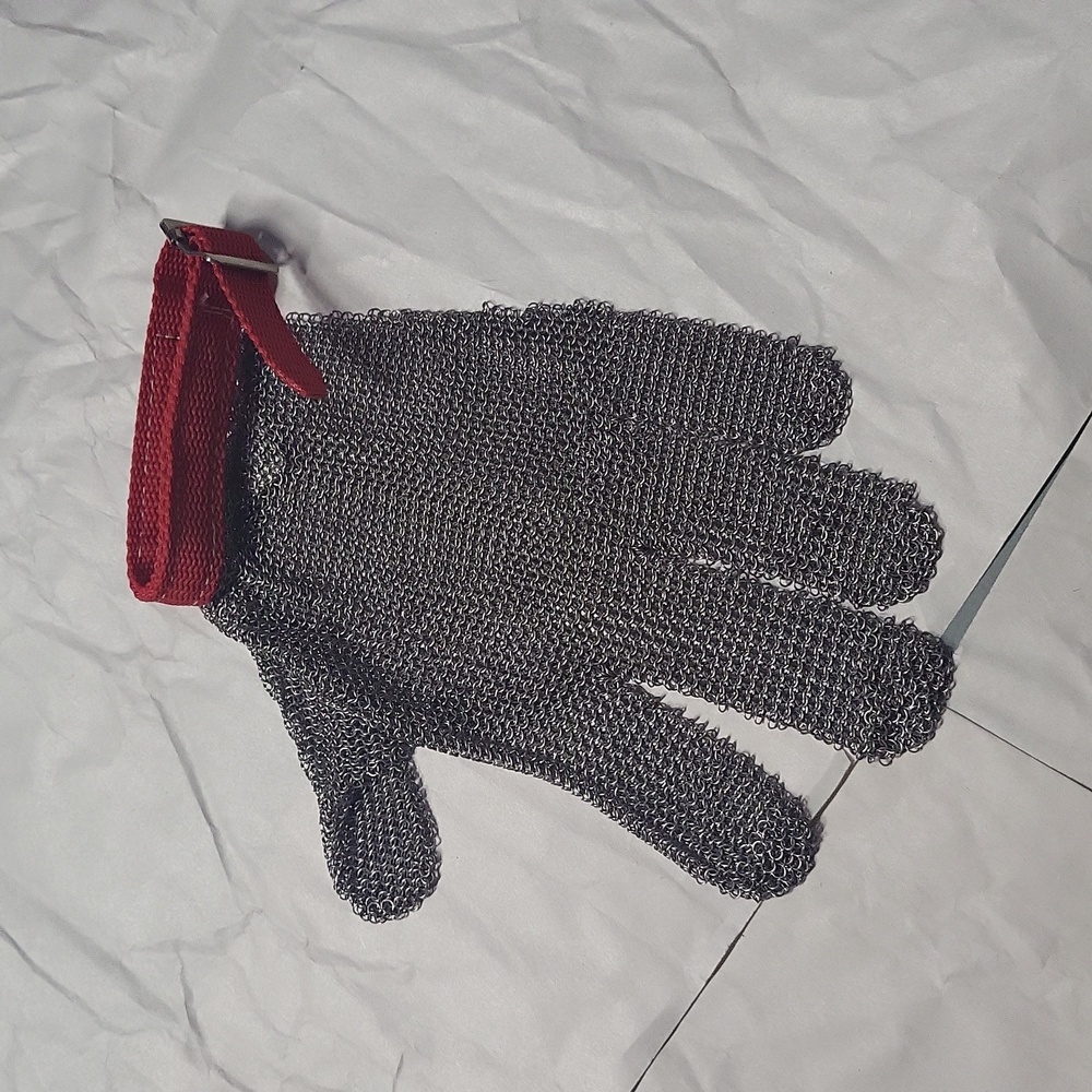 Mens L whiting davis stainless steel chain link mesh safety glove red metal